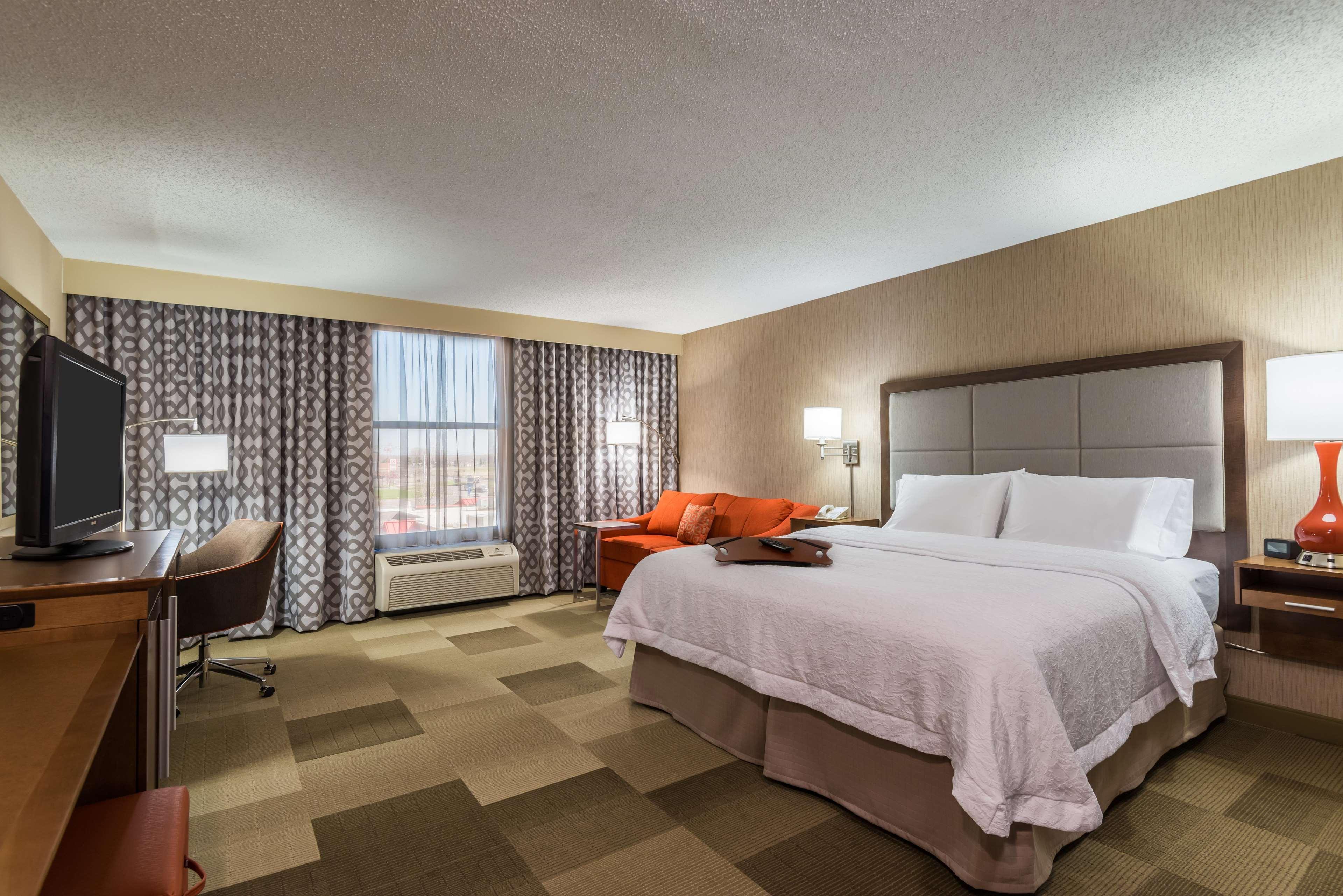 Hampton Inn Buffalo-Airport Galleria Mall Чиктовага Экстерьер фото