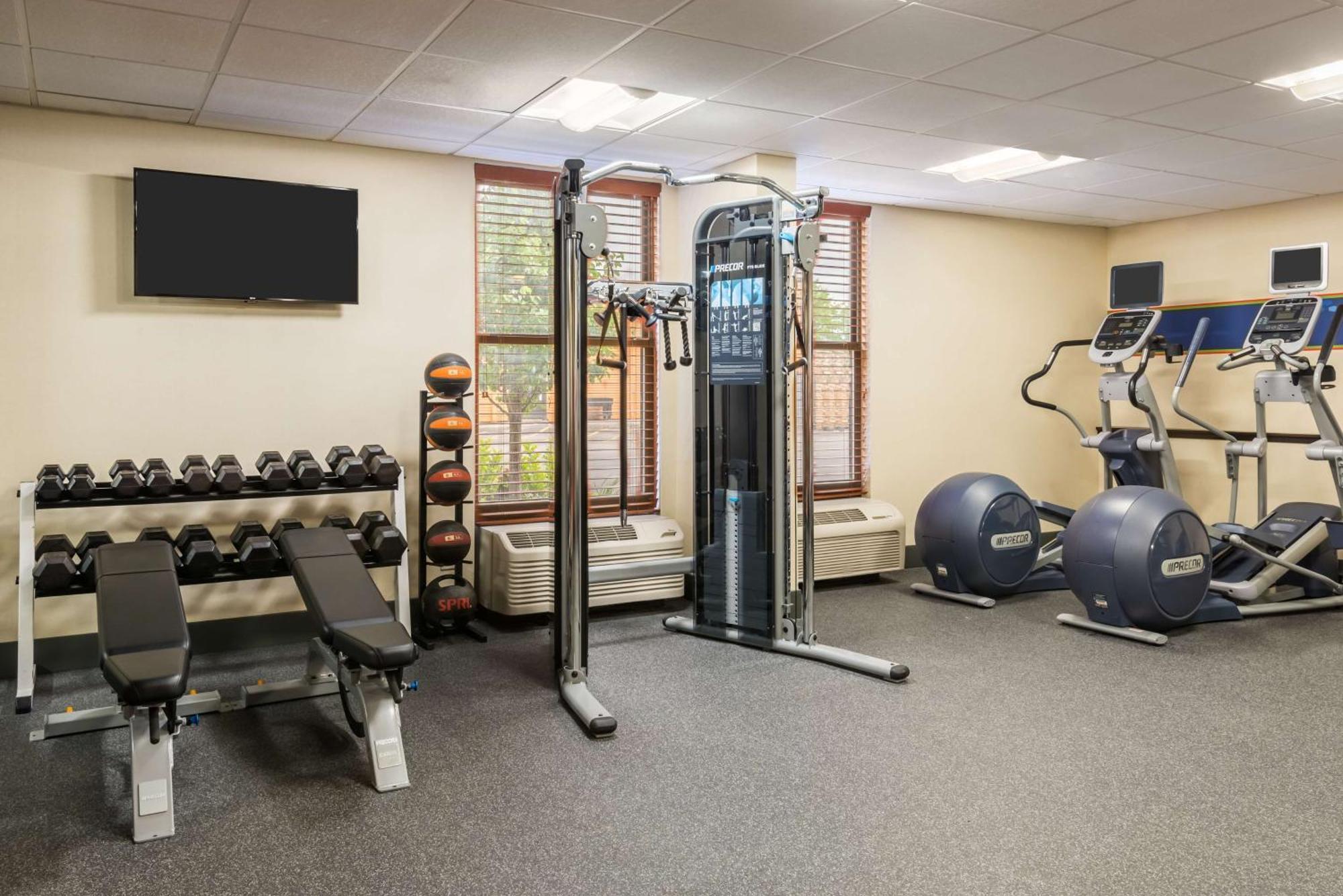 Hampton Inn Buffalo-Airport Galleria Mall Чиктовага Экстерьер фото