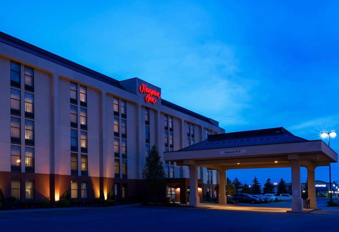 Hampton Inn Buffalo-Airport Galleria Mall Чиктовага Экстерьер фото